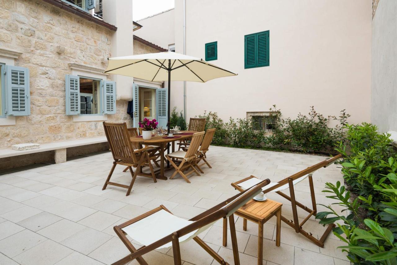 Holiday Home City Walls フヴァル 部屋 写真